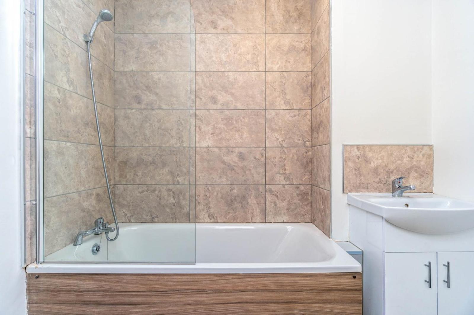 Bright Guest House In Hackney ロンドン エクステリア 写真